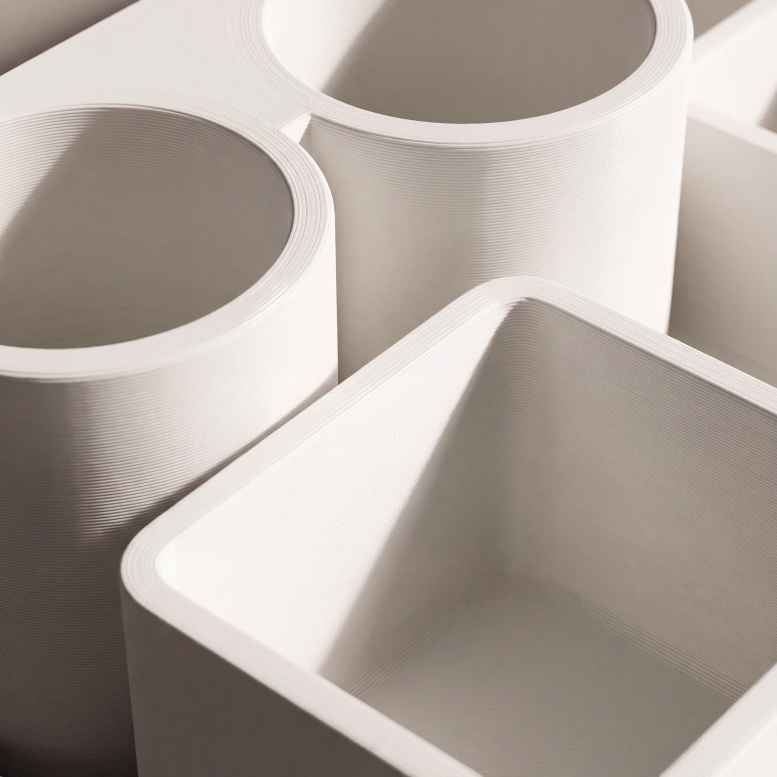 Ufficio – großer Schreibtisch-Organizer mit Geräteablage aus dem 3D-Druck 3