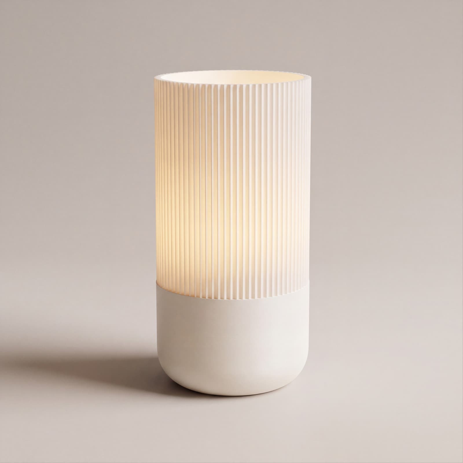 Torre – Tischlampe mit fein geripptem Schirm aus dem 3D-Druck