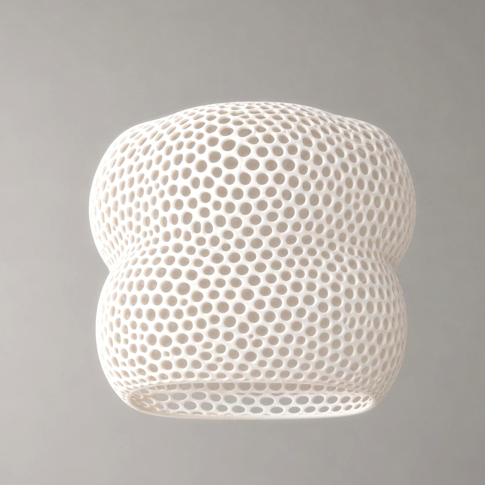 Trama – Pendelleuchten-Schirm mit runder Lochstruktur aus dem 3D-Druck