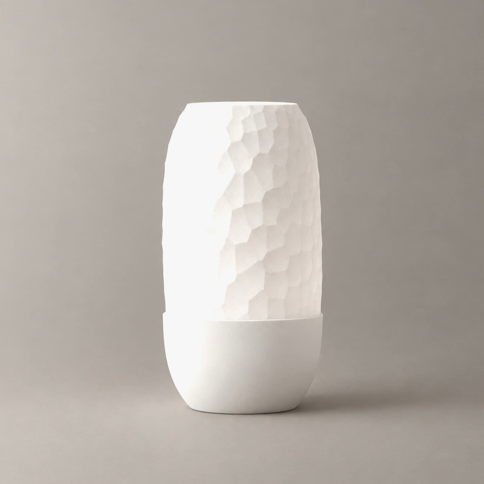 Bionica – Tischleuchten-Schirm mit organischem Muster aus dem 3D-Druck