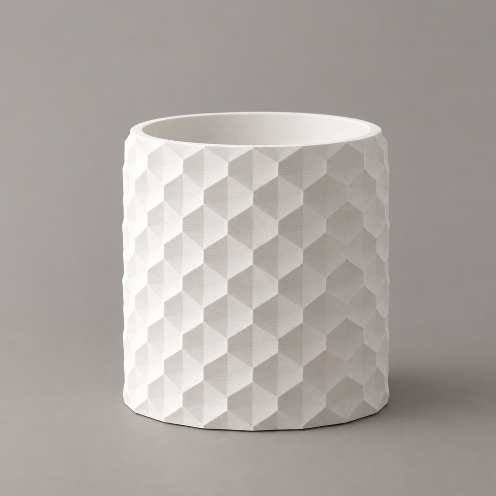 Bosco – Übertopf mit feinem Wabenmuster aus dem 3D-Druck