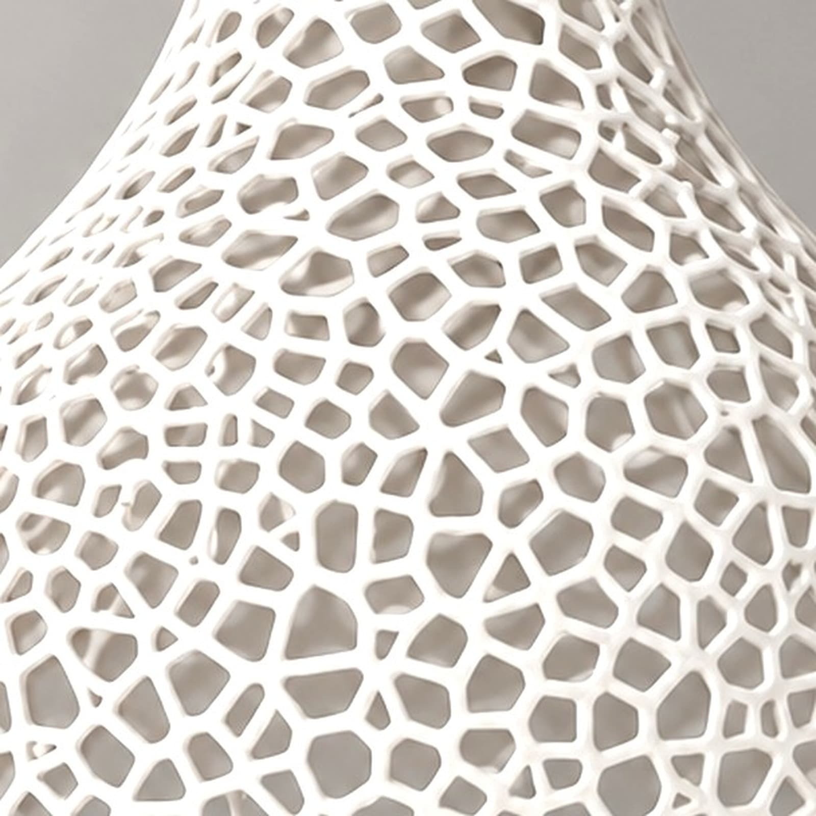Grata – große Leuchte mit Voronoi-Gitterwand aus dem 3D-Druck 3