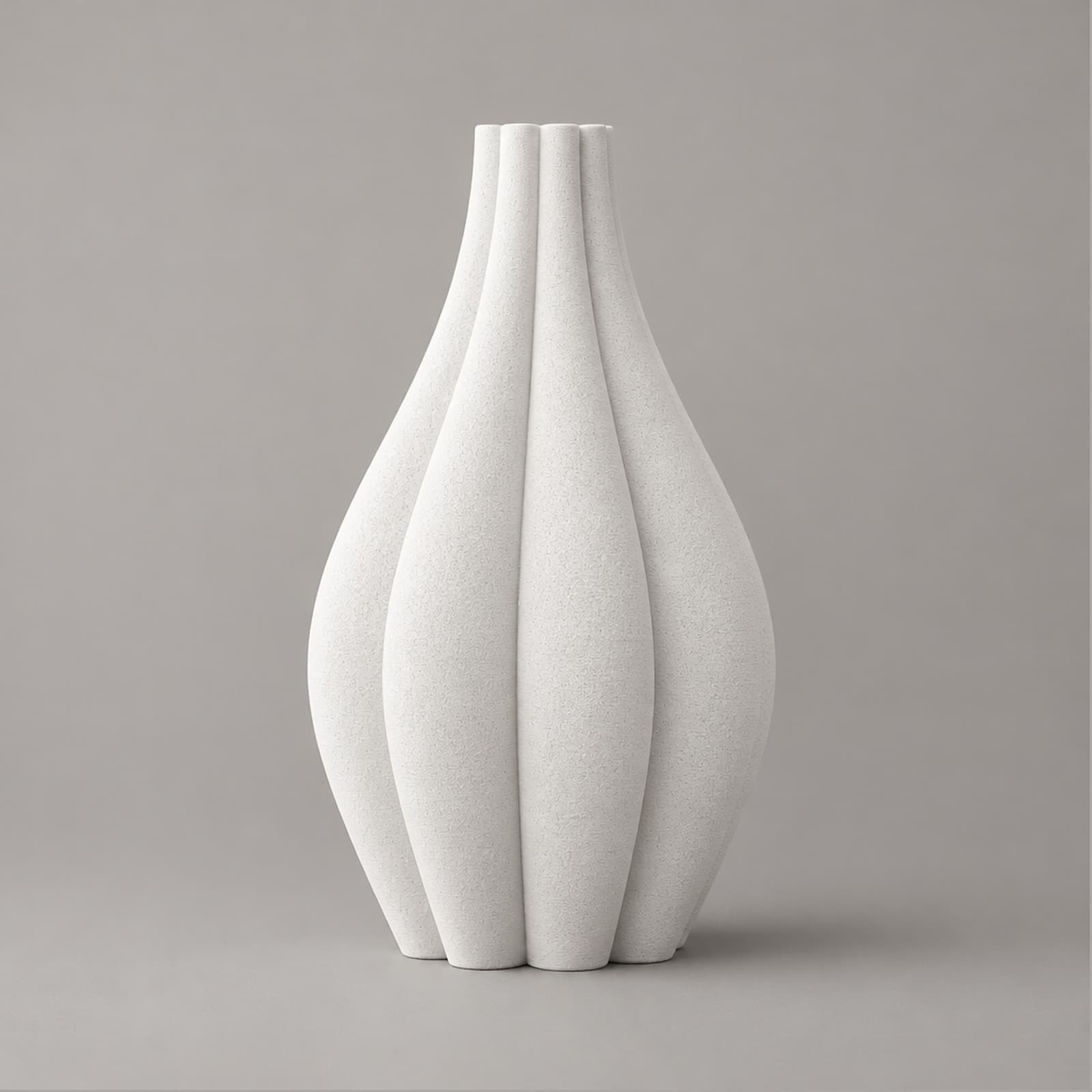 Polpo – bauchige Vase aus breiten senkrechten Wülsten aus dem 3D-Druck