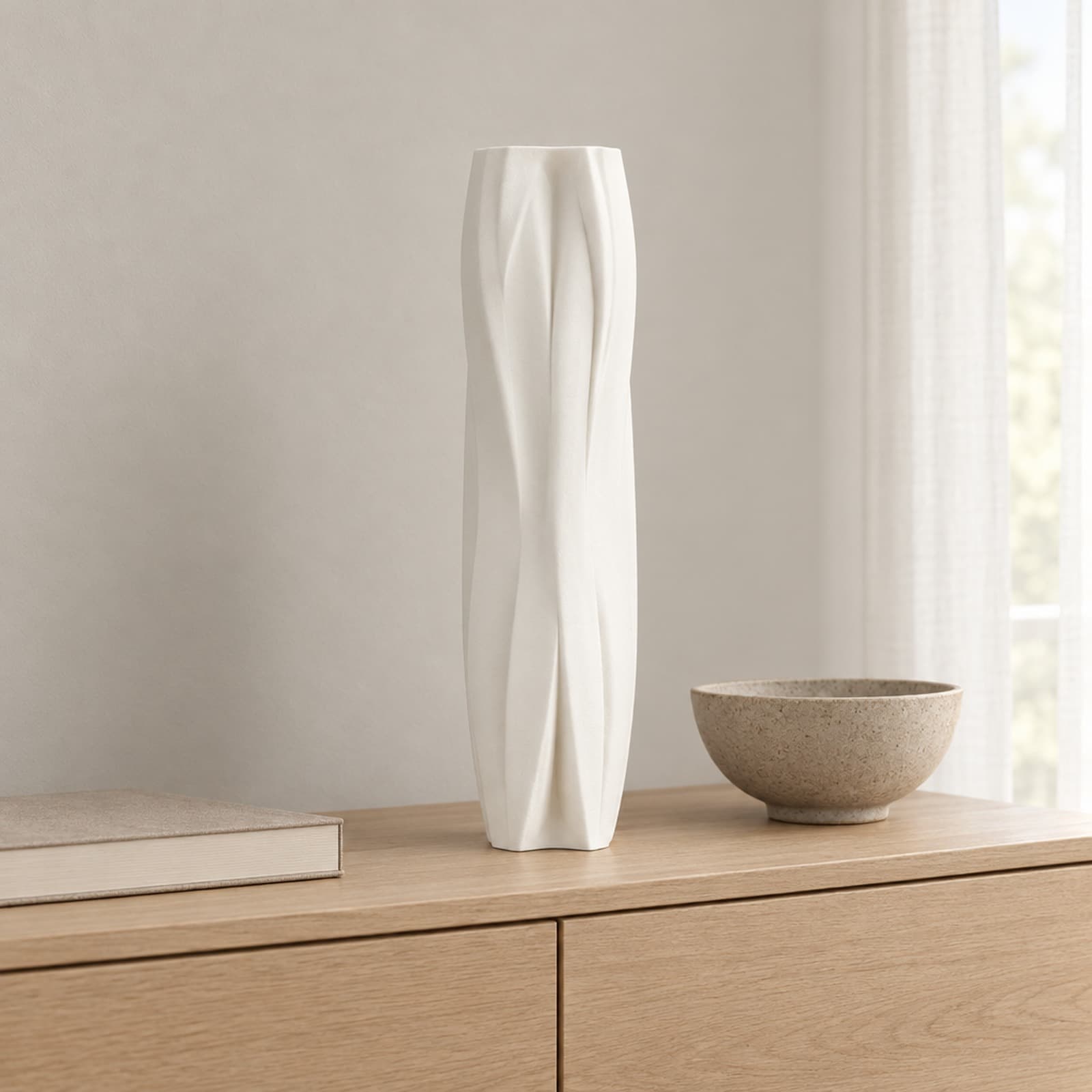 Corrente – hohe schlanke Vase mit fließend gedrehtem Körper aus dem 3D-Druck 2