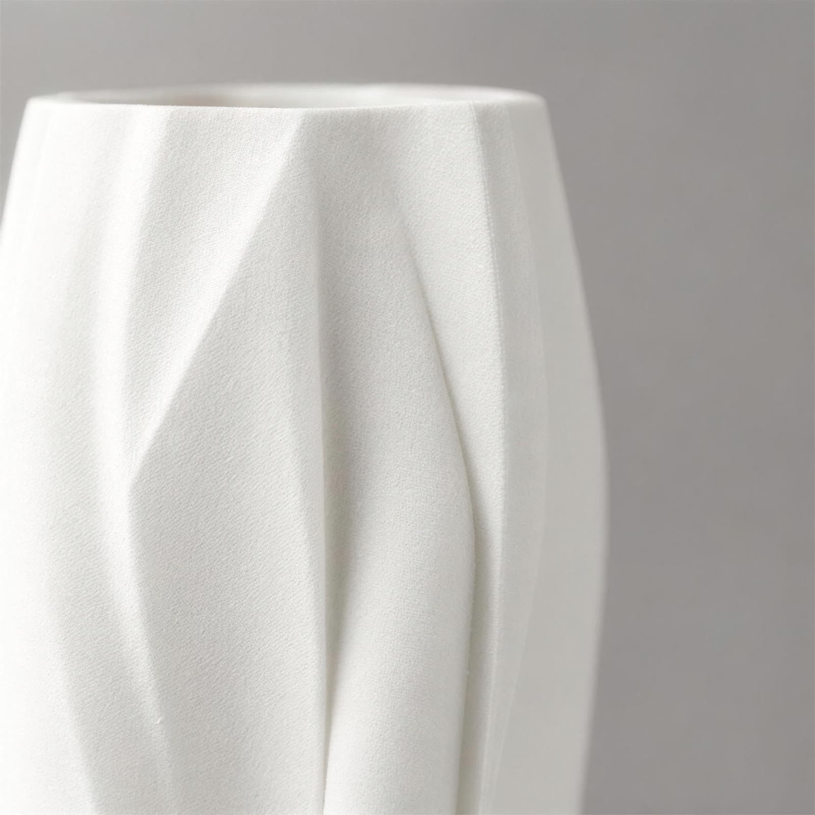 Corrente – hohe schlanke Vase mit fließend gedrehtem Körper aus dem 3D-Druck 3