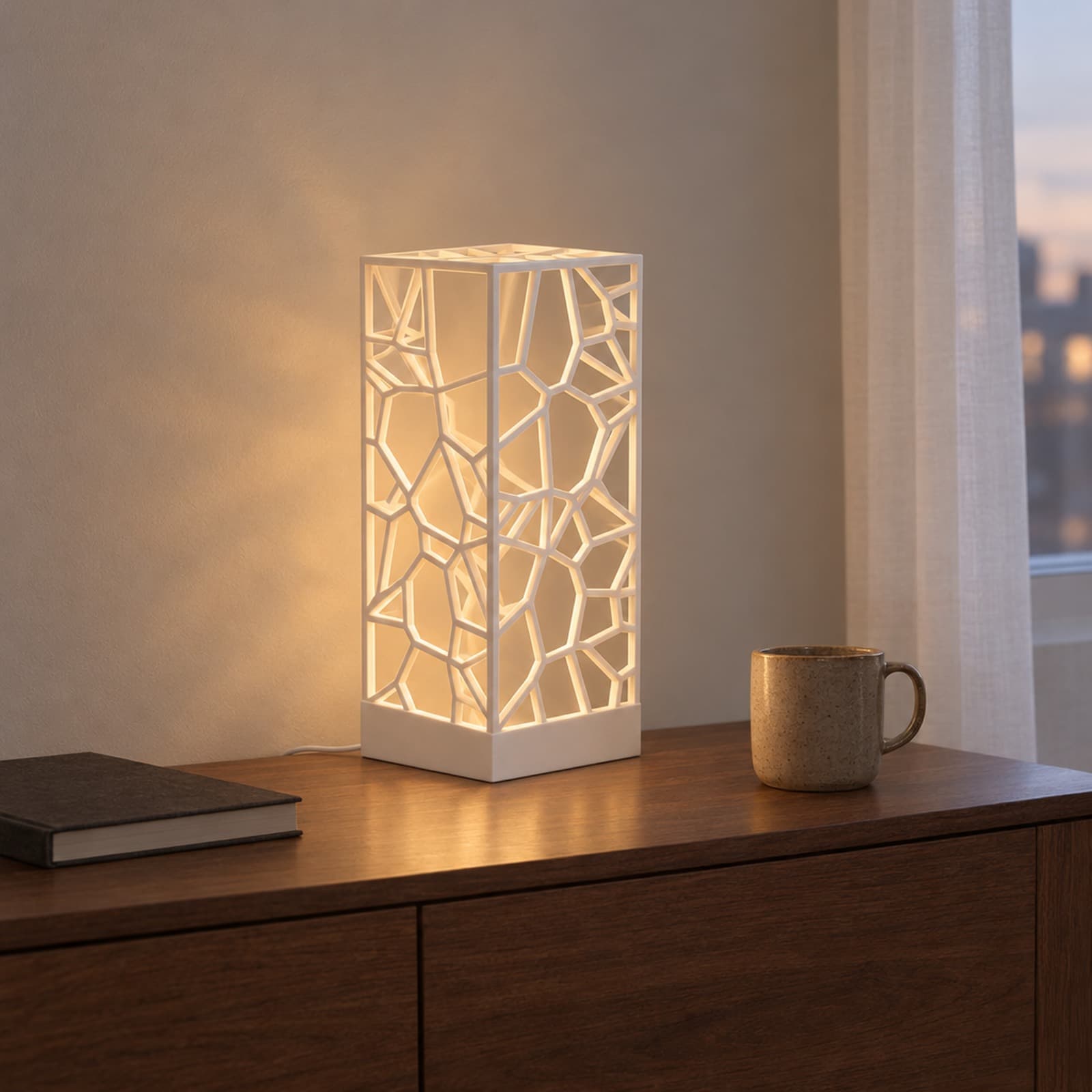 Mosaico – USB-Tischlampe mit Voronoi-Gitter und durchbrochenen Wänden aus dem 3D-Druck 2