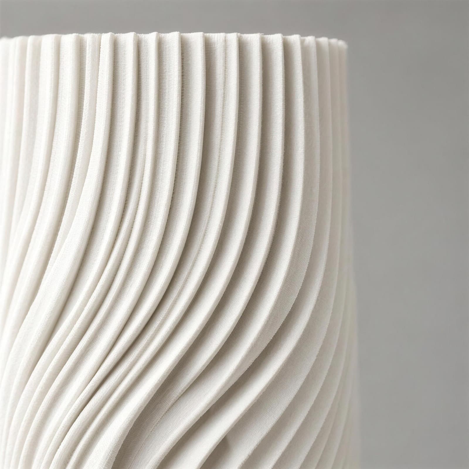 Treccia – zylindrische Vase mit gedrehten S-Kurven aus dem 3D-Druck 3