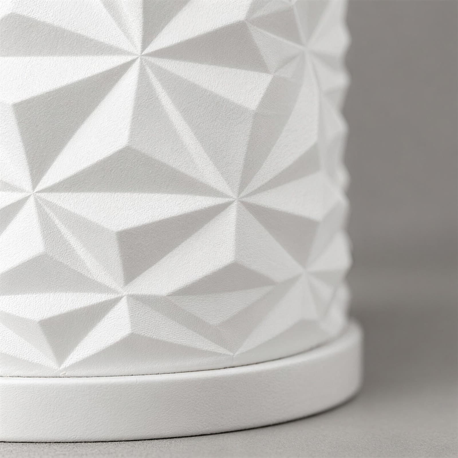 Cristallo – USB-Tischlampe mit Kristallfacetten und rundem Schirm aus dem 3D-Druck 3