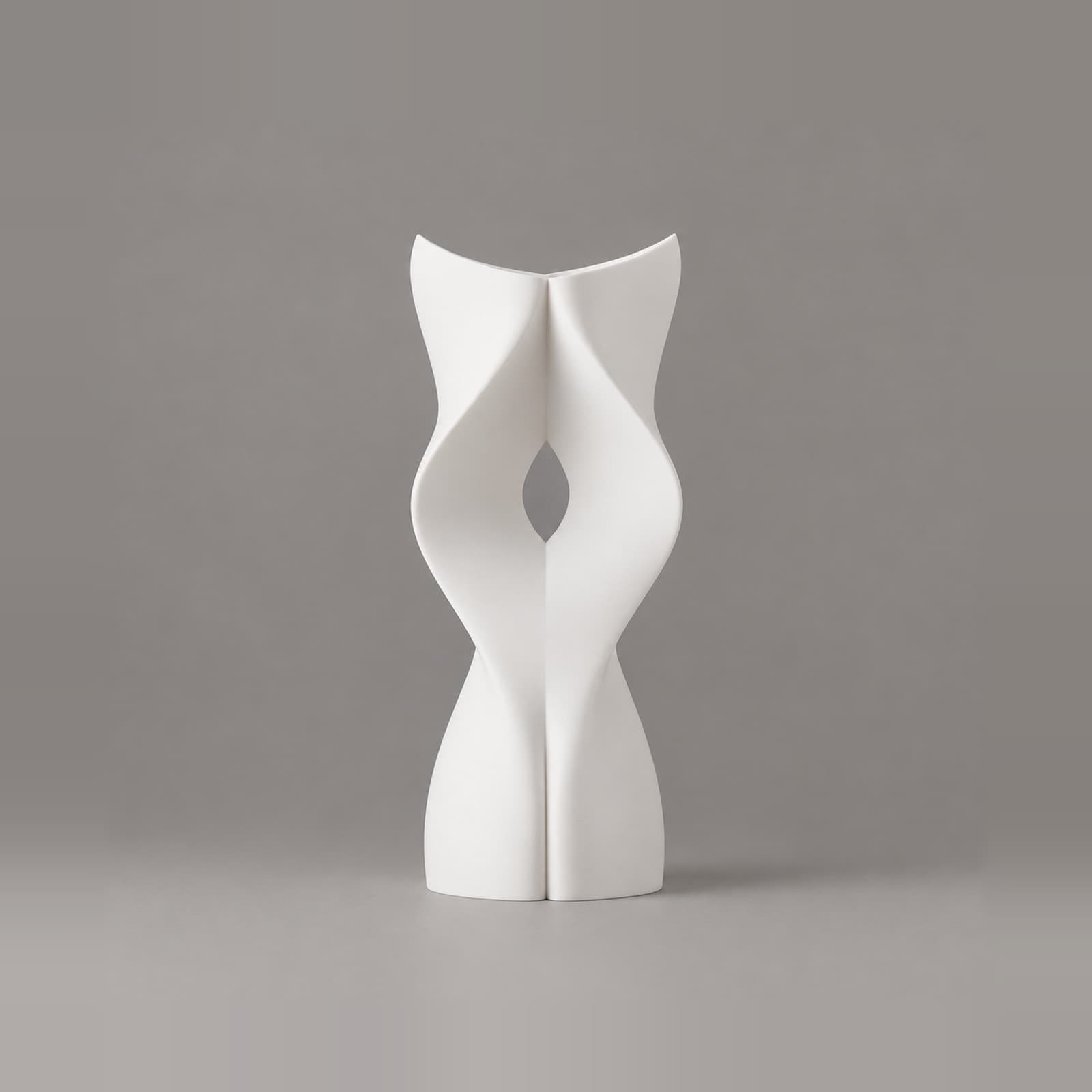 Nodo – skulpturale Vase mit verdrehter Taille und ovalem Durchbruch aus dem 3D-Druck