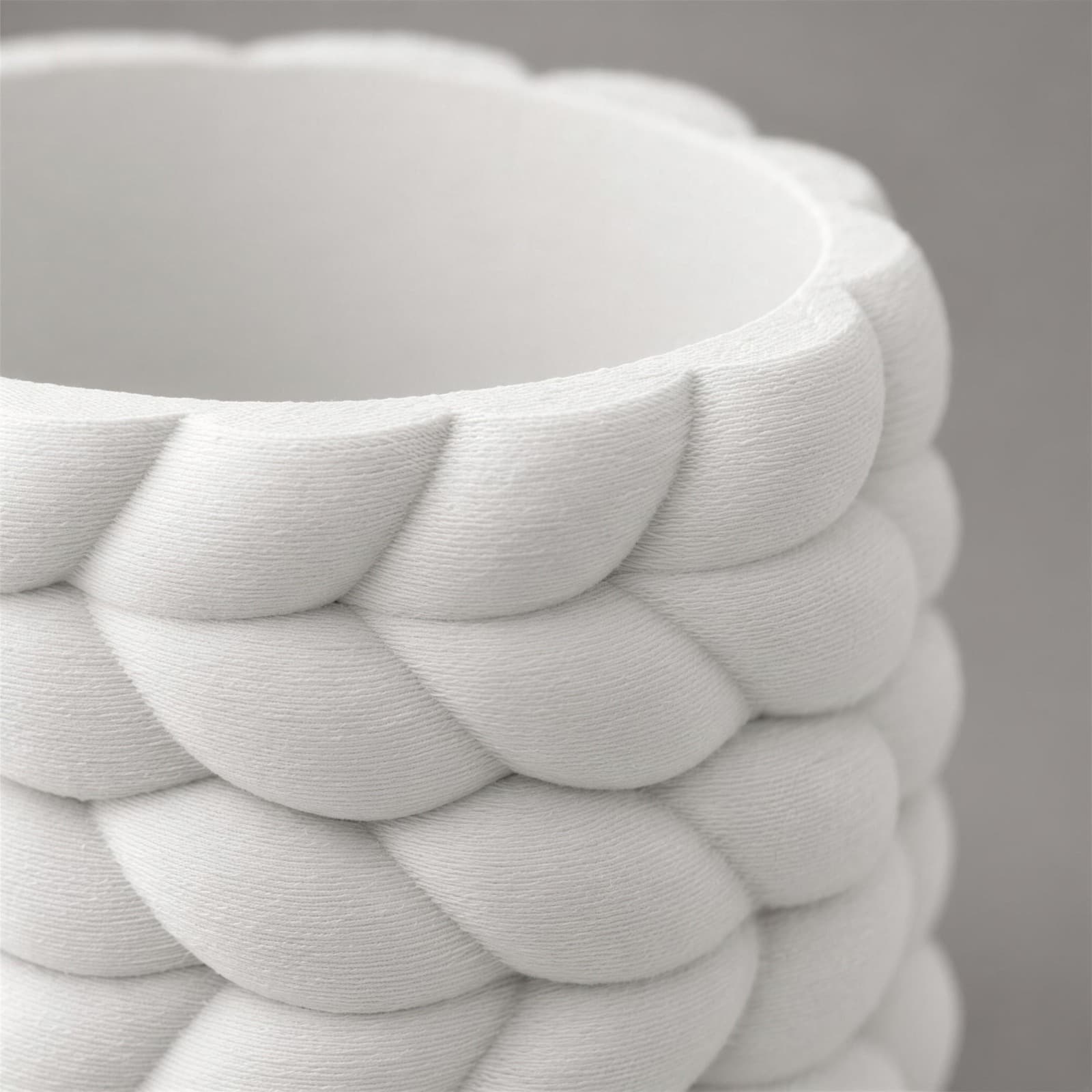 Corda – kleiner Übertopf mit Zopfmuster aus dem 3D-Druck 3